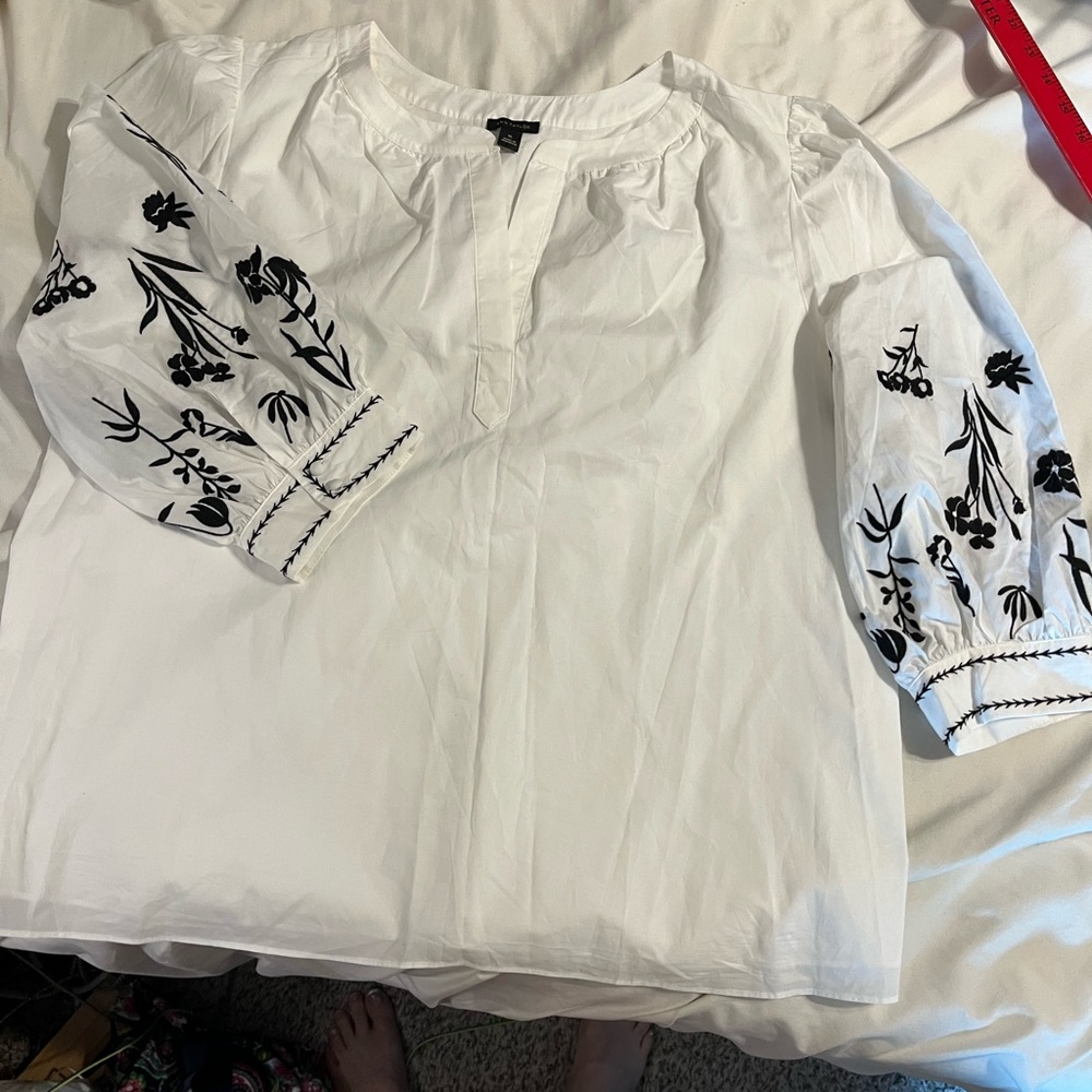 Ann Taylor Classic White Top XL